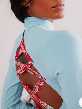 Free People Intimately Straps in the Back in Splash w/Red Patterned Straps Sz. L